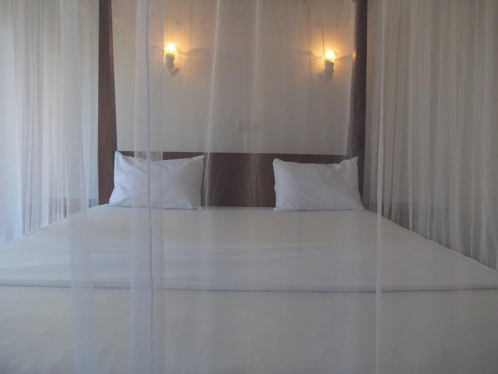 Why Not Guest House Hikkaduwa Pokoj fotografie