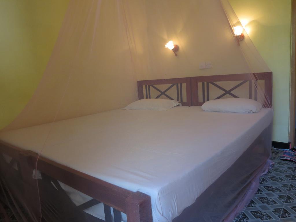 Why Not Guest House Hikkaduwa Pokoj fotografie